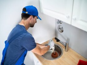 Métodos de bricolaje para limpiar tuberías obstruidas
